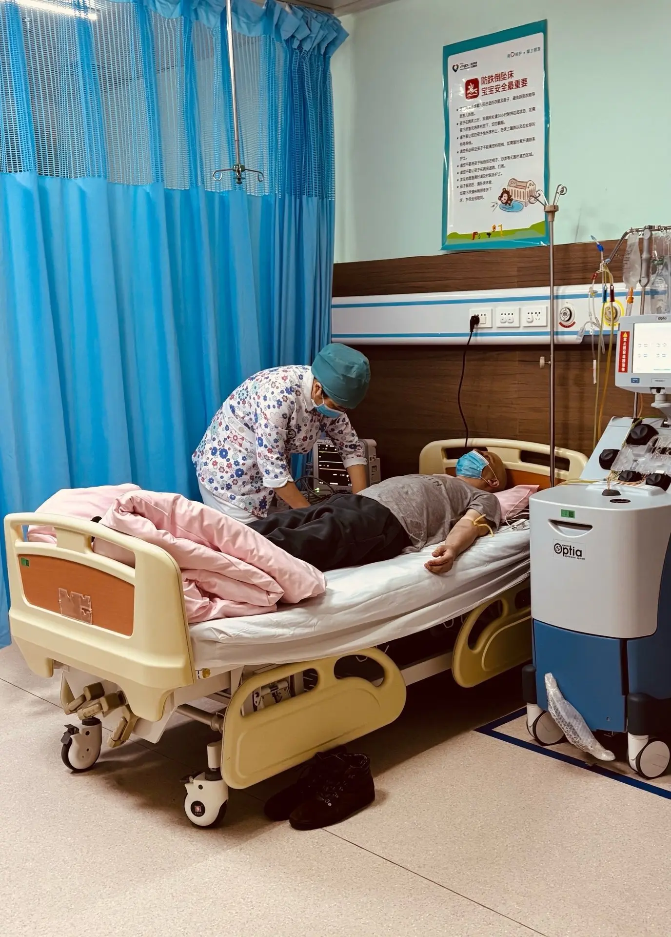 Барнаульский футболист Евгений Орехов умер от редкой формы рака на 37-м году жизни Барнаульский футболист Евгений Орехов умер от редкой формы рака на 37-м году жизни