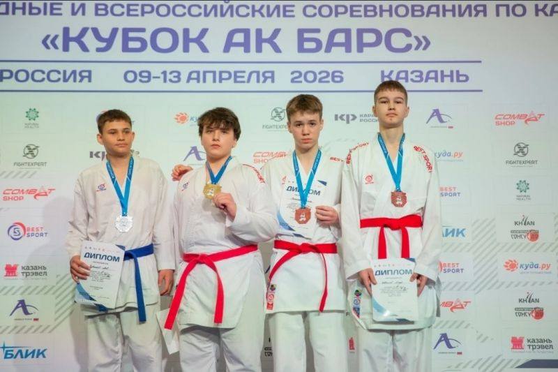 Шесть медалей завоевали юные алтайские каратисты в Казани Шесть медалей завоевали юные алтайские каратисты в Казани