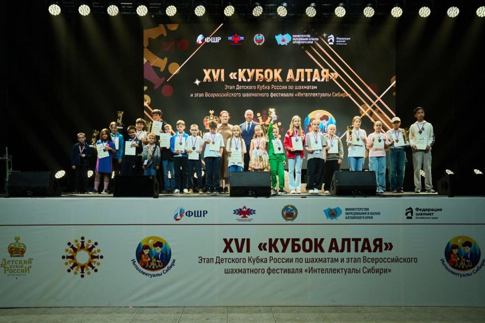 В Барнауле подвели итоги XVI «Кубка Алтая» - этапа Детского Кубка России В Барнауле подвели итоги XVI «Кубка Алтая» - этапа Детского Кубка России