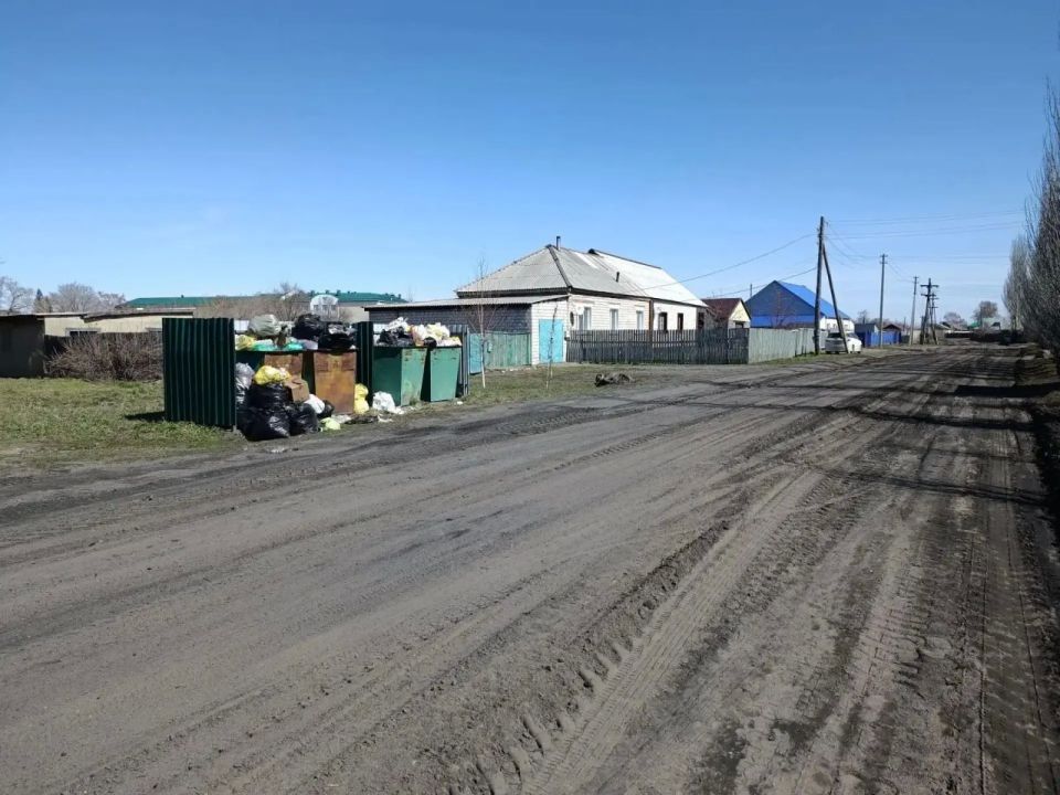 Власти Кулундинского и Ключевского округов пожаловались на критическую ситуацию с мусором Власти Кулундинского и Ключевского округов пожаловались на критическую ситуацию с мусором