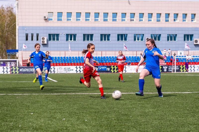 В Барнауле завершился турнир среди команд девочек «PRO FOOTBALL CUP», посвященный 20-летию СШОР Алексея Смертина В Барнауле завершился турнир среди команд девочек «PRO FOOTBALL CUP», посвященный 20-летию СШОР Алексея Смертина