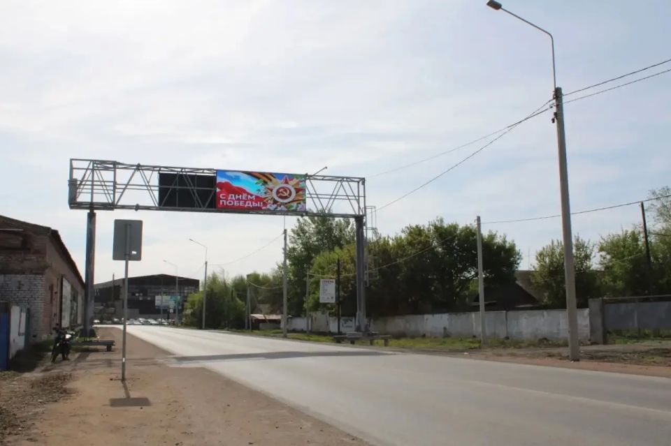 Дорожники Юго-Западного ДСУ встречают День Победы трудовыми делами и сохранением истории