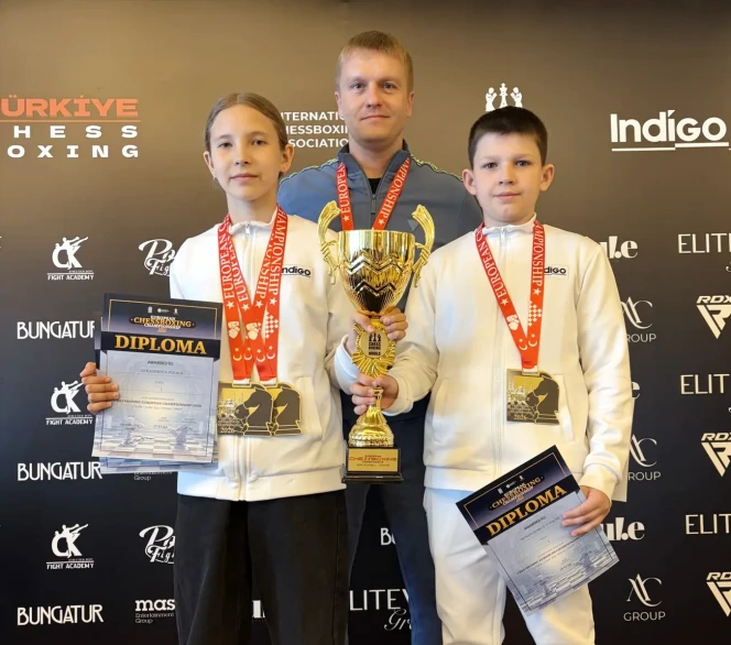 На чемпионате Европы по шахбоксу алтайские спортсмены завоевали два золота и серебро