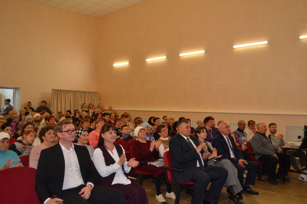 Обновленный сельский Дом культуры открыли после ремонта в Кытмановском районе Обновленный сельский Дом культуры открыли после ремонта в Кытмановском районе