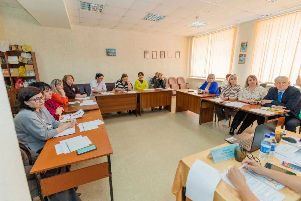 Более 100 участников из 19 муниципальных образований Алтайского края собрал «Социальный десант» Более 100 участников из 19 муниципальных образований Алтайского края собрал «Социальный десант»