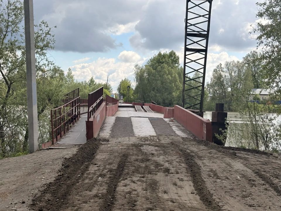В Затоне временно ограничили движение к острову Шубинский В Затоне временно ограничили движение к острову Шубинский
