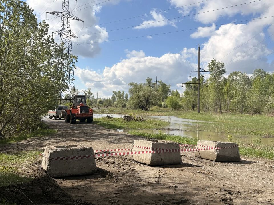 В Затоне временно ограничили движение к острову Шубинский