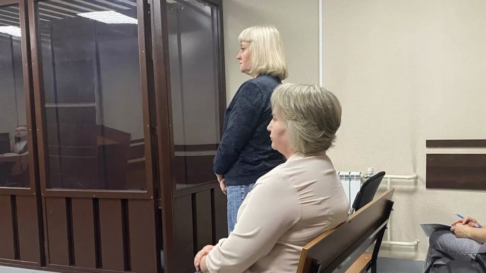 Процесс по делу депутата АКЗС Людмилы Клюшниковой и её помощницы Светланы Кербер вновь перенесли