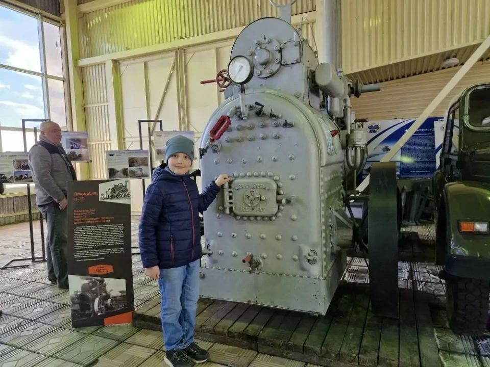 Порядка двух тысяч человек посетили музей «Дороги Алтая» в музейную ночь Порядка двух тысяч человек посетили музей «Дороги Алтая» в музейную ночь