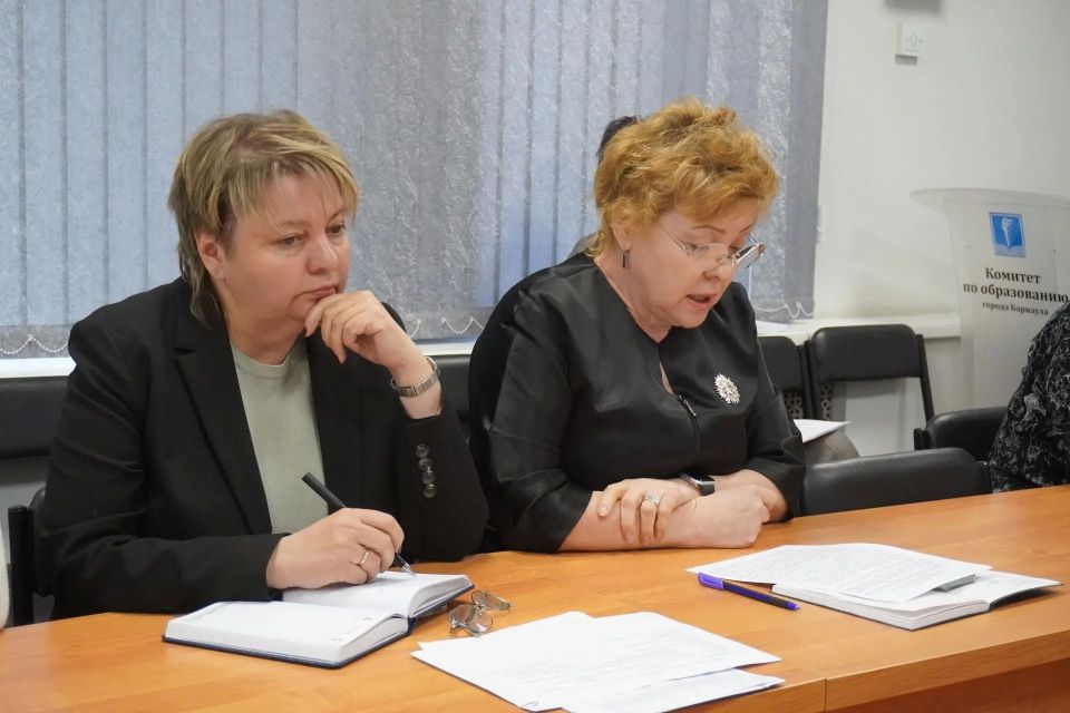 В Барнауле утвердили даты окончания учебного года и проведения последних звонков в 2026 году В Барнауле утвердили даты окончания учебного года и проведения последних звонков в 2026 году