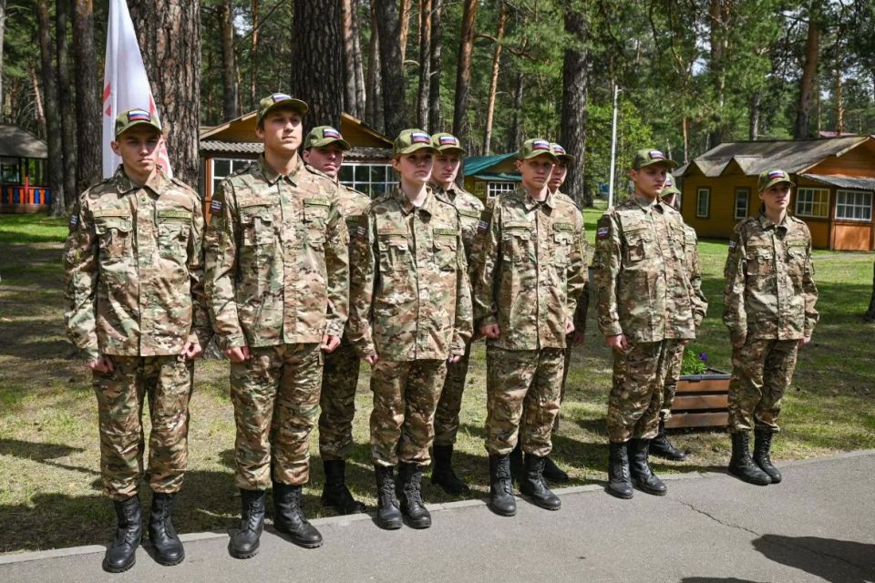 В Барнауле стартовал региональный этап Всероссийской военнопатриотической игры «Зарница 2.0» В Барнауле стартовал региональный этап Всероссийской военнопатриотической игры «Зарница 2.0»
