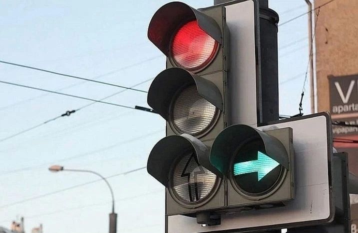 В Барнауле временно отключат несколько светофоров на Павловском тракте
