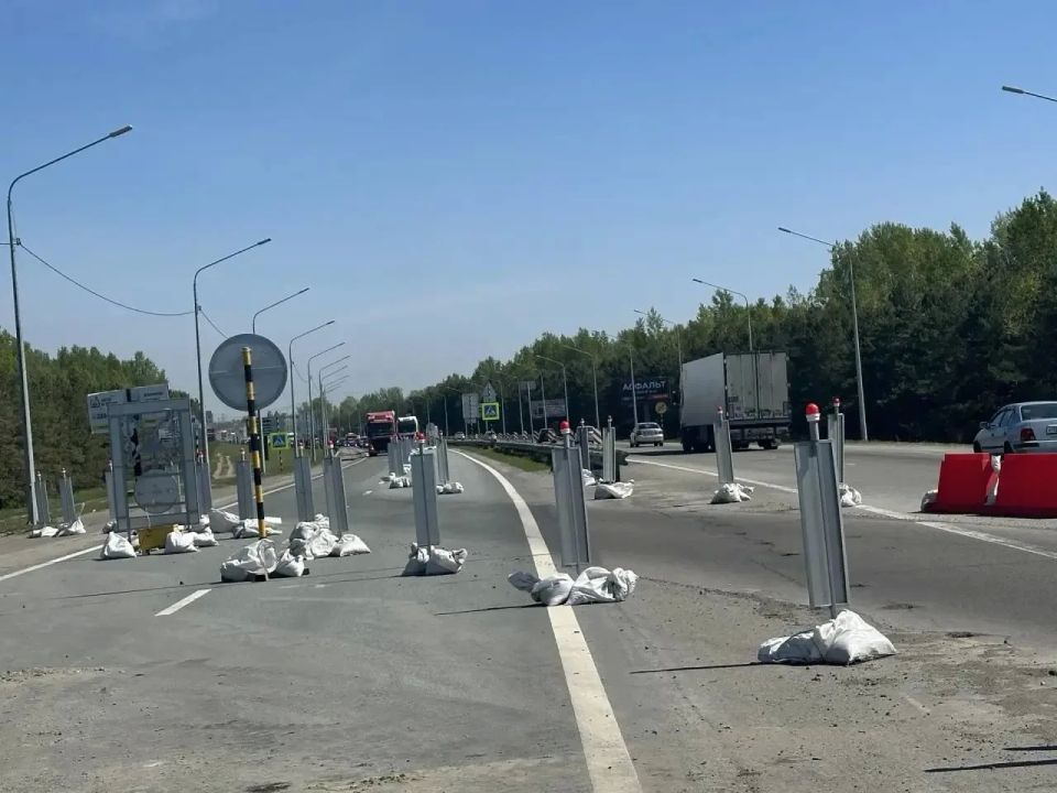 Ремонт моста через реку Лосиха на Правобережном тракте продолжается Ремонт моста через реку Лосиха на Правобережном тракте продолжается