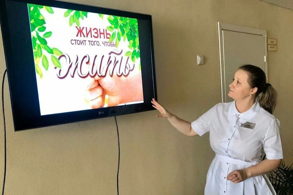 Поздравляем с 80летием Алтайский краевой госпиталь для ветеранов войн Поздравляем с 80летием Алтайский краевой госпиталь для ветеранов войн
