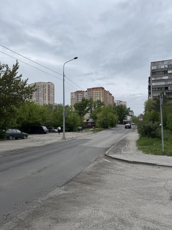 Барнауле отремонтировали переулок Ядринцева, который местные жители называли худшей дорогой в городе