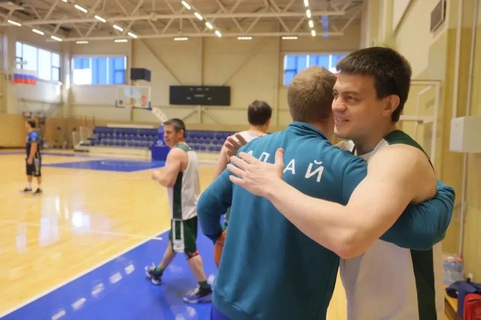Виктор Томенко: Насыщенно прошла командировка в Красноярск, где поучаствовал в форуме по повышению производительности труда Виктор Томенко: Насыщенно прошла командировка в Красноярск, где поучаствовал в форуме по повышению производительности труда