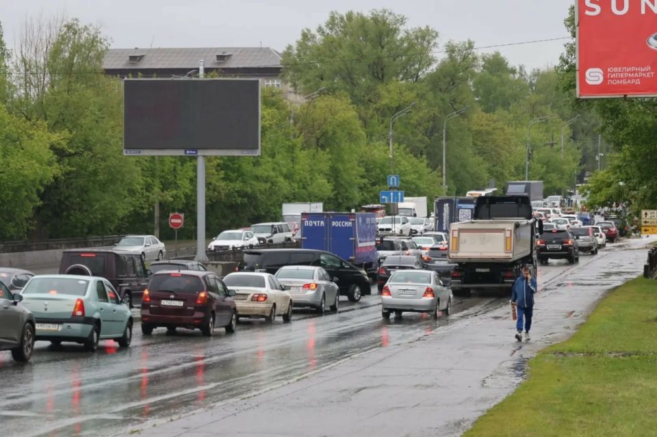Первая "круглосуточная пробка" Первая "круглосуточная пробка"