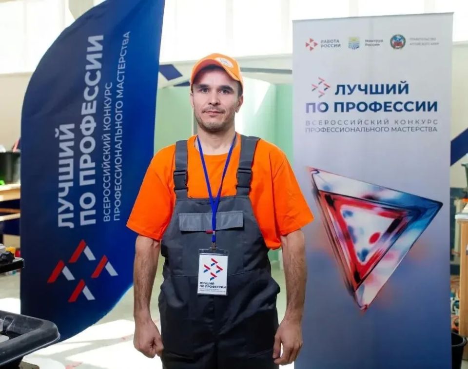 Подведены итоги конкурса «Лучший по профессии» в номинации «Лучший плиточник-облицовщик» Подведены итоги конкурса «Лучший по профессии» в номинации «Лучший плиточник-облицовщик»