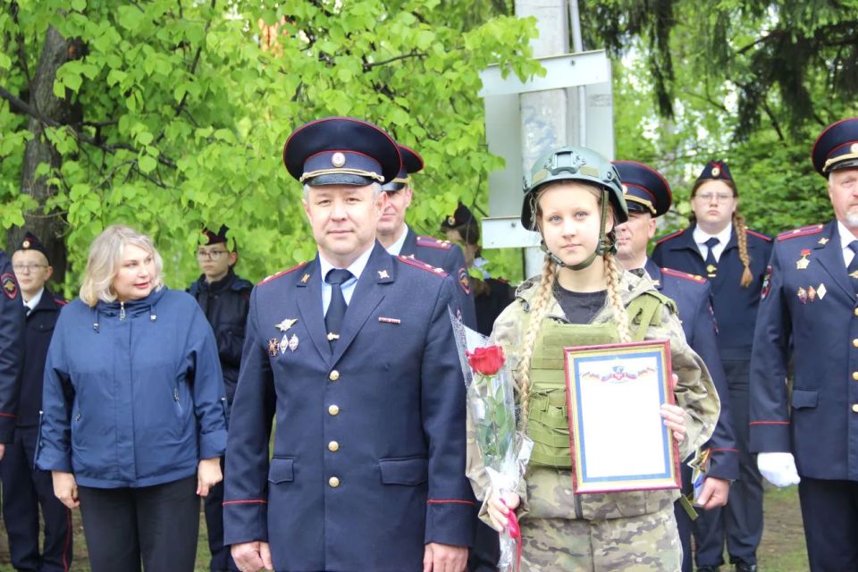 «Здесь готовят будущих защитников»: в Барнауле прошёл «Кадетский марш» правоохранительных классов «Здесь готовят будущих защитников»: в Барнауле прошёл «Кадетский марш» правоохранительных классов