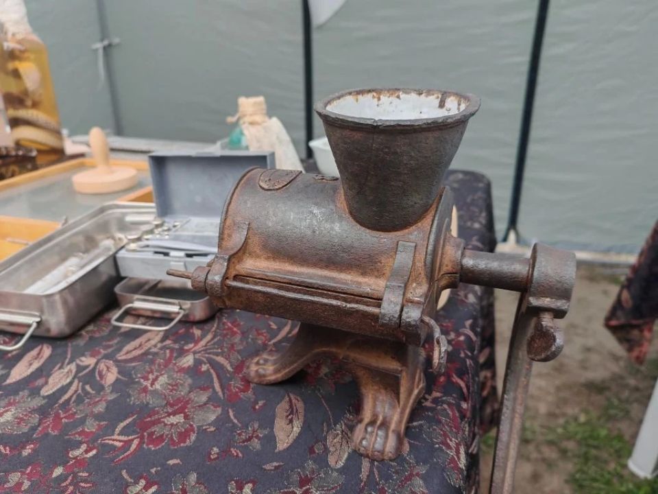 В барнаульском парке «Изумрудный» прошел фестиваль «А, это алтайское» — и без гастрономических очередей там не обошлось В барнаульском парке «Изумрудный» прошел фестиваль «А, это алтайское» — и без гастрономических очередей там не обошлось