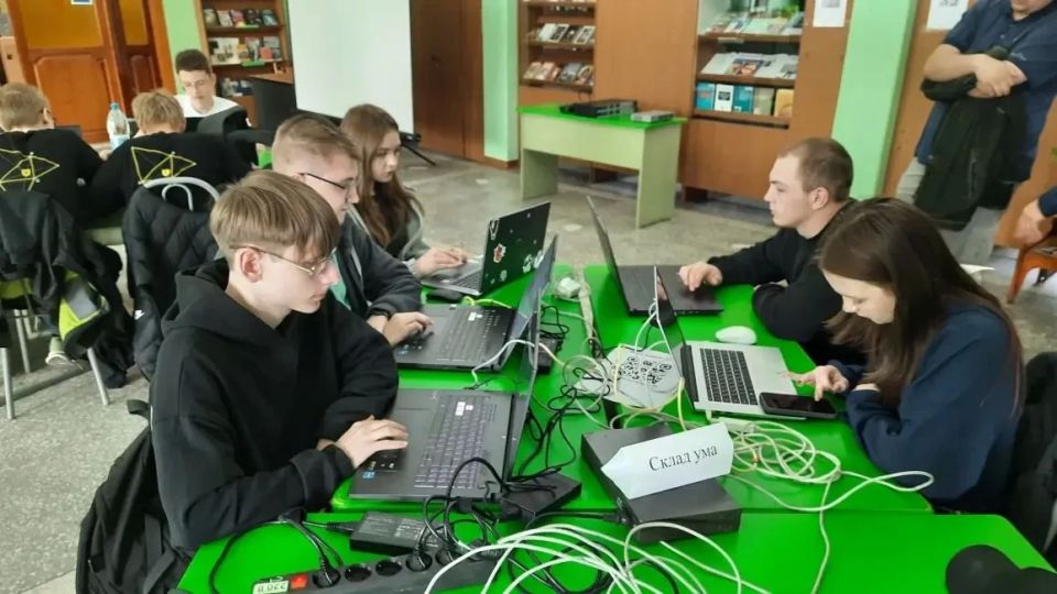 Подведены итоги региональных соревнований по информационной безопасности AltaySchoolCTF-2026 среди школьников и обучающихся колледжей Подведены итоги региональных соревнований по информационной безопасности AltaySchoolCTF-2026 среди школьников и обучающихся колледжей