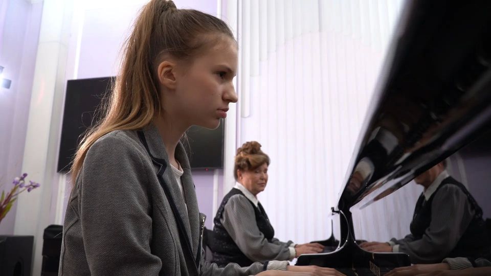 «Я люблю сцену, люблю публику»: история незрячей певицы из Новоалтайска, покорившей фестиваль «Белый пароход» «Я люблю сцену, люблю публику»: история незрячей певицы из Новоалтайска, покорившей фестиваль «Белый пароход»