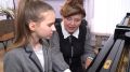 «Я люблю сцену, люблю публику»: история незрячей певицы из Новоалтайска, покорившей фестиваль «Белый пароход»