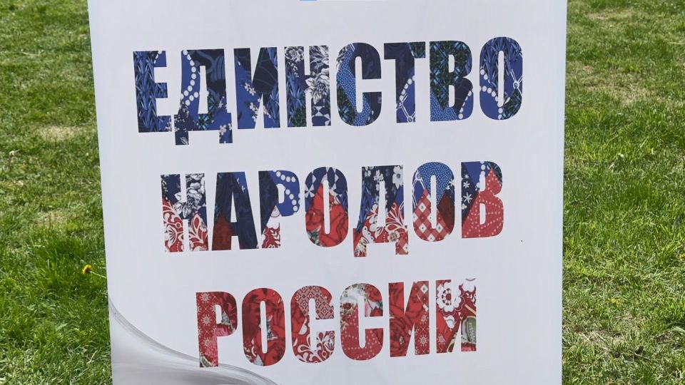 «Молодецкие игры народов России» прошли в Барнауле «Молодецкие игры народов России» прошли в Барнауле