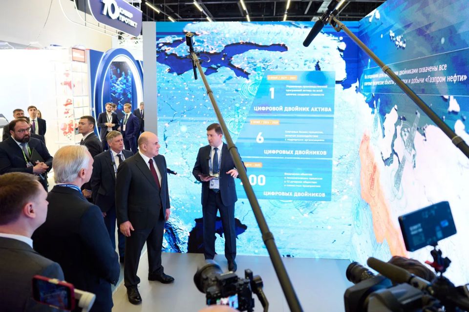 Отрасль информационных технологий остается одной из самых быстрорастущих в нашей экономике Отрасль информационных технологий остается одной из самых быстрорастущих в нашей экономике