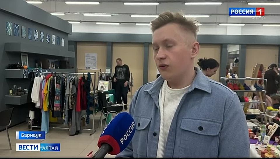 2000 барнаульцев и гостей города на минувших выходных посетили фестиваль осознанного потребления «Гаражка»
