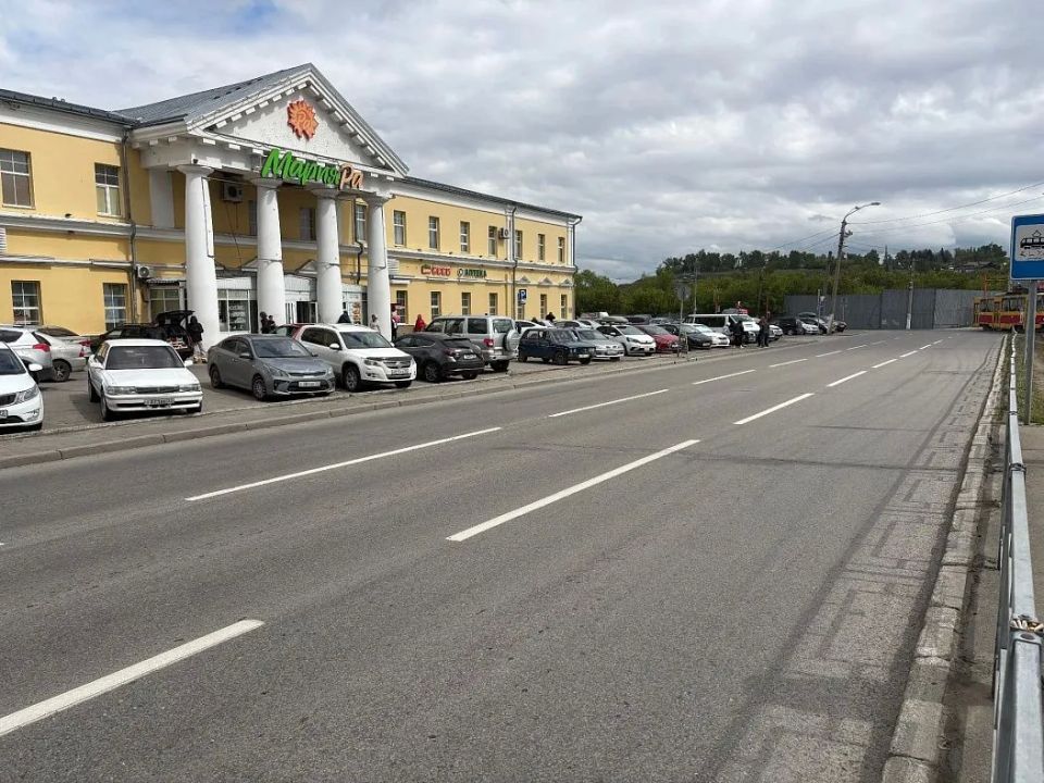 В Барнауле продолжаются работы по нанесению дорожной разметки В Барнауле продолжаются работы по нанесению дорожной разметки