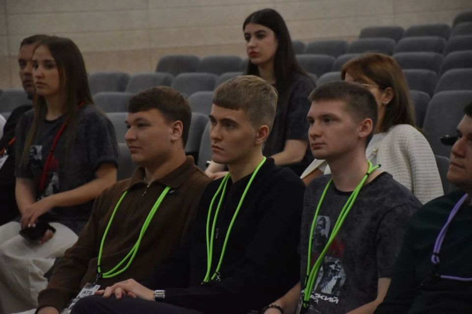 С участниками АТР обсудили, каким должен быть современный управленец С участниками АТР обсудили, каким должен быть современный управленец