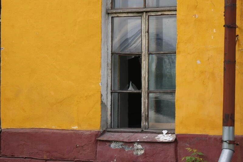 "Может рухнуть". Исторический Горный госпиталь в Барнауле разрушается на глазах "Может рухнуть". Исторический Горный госпиталь в Барнауле разрушается на глазах
