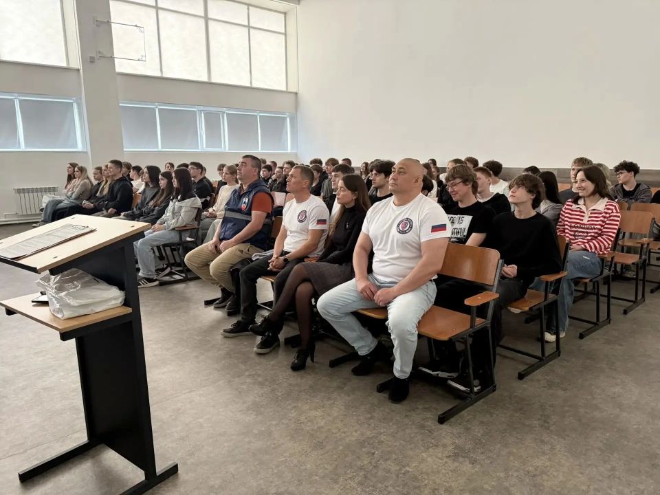 Бийским школьникам напомнили о важности здорового образа жизни