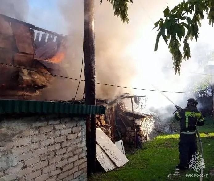 Двое детей погибли при пожаре в Поспелихе Двое детей погибли при пожаре в Поспелихе