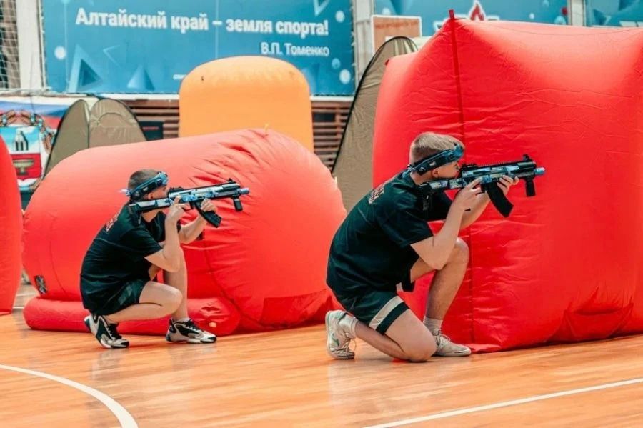 В Барнауле подвели итоги фестиваля и чемпионата Сибири по фиджитал спорту В Барнауле подвели итоги фестиваля и чемпионата Сибири по фиджитал спорту
