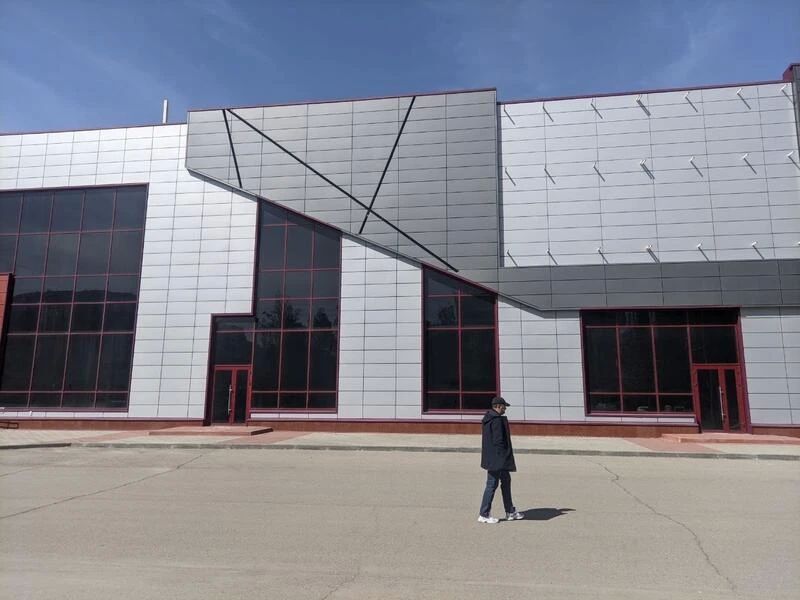 ожидании открытия. спальном районе Барнаула сдали в эксплуатацию «замороженный» ТРЦ ожидании открытия. спальном районе Барнаула сдали в эксплуатацию «замороженный» ТРЦ