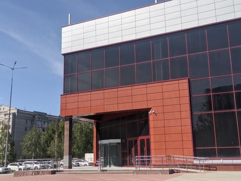 В ожидании открытия. В спальном районе Барнаула сдали в эксплуатацию "замороженный" ТРЦ
