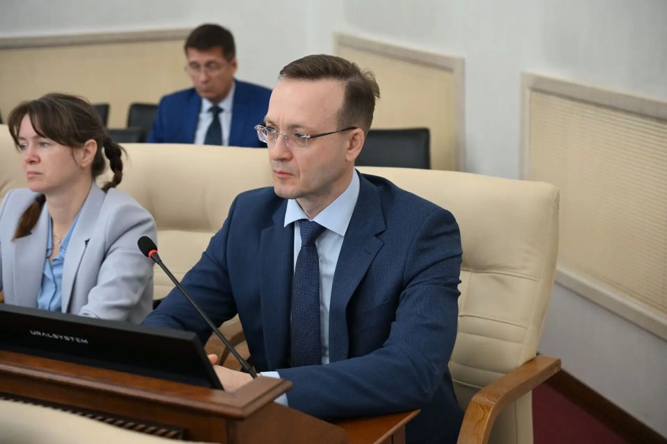 Снова подняли вопрос о качестве работы мусорного оператора в Славгородской зоне Снова подняли вопрос о качестве работы мусорного оператора в Славгородской зоне