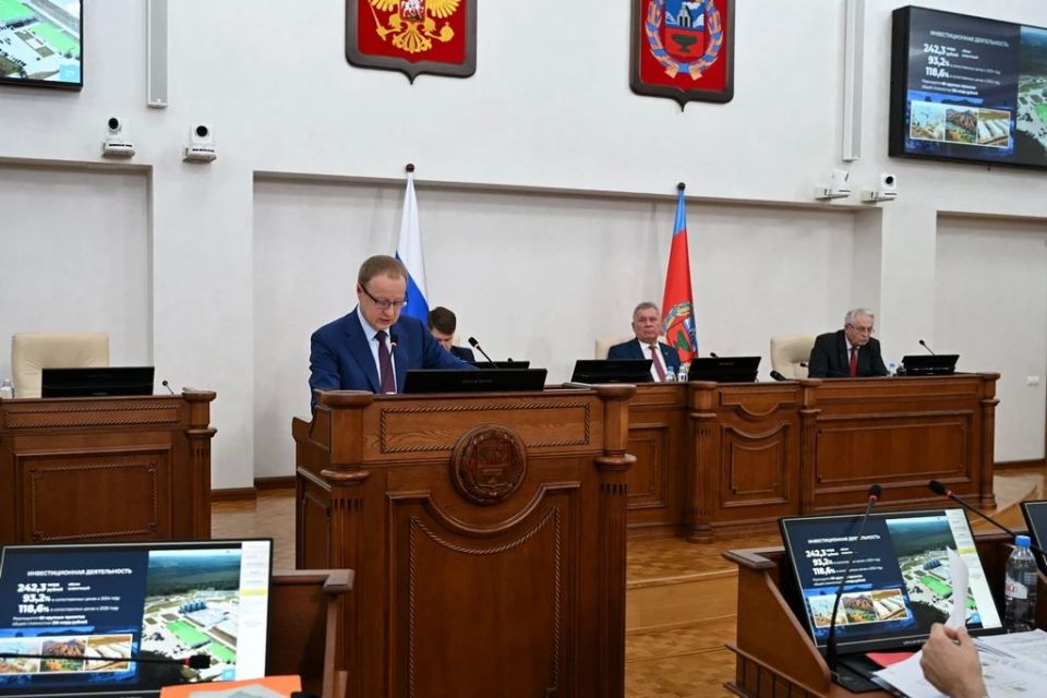 Губернатор Виктор Томенко отчитался о работе Правительства Алтайского края в 2025 году Губернатор Виктор Томенко отчитался о работе Правительства Алтайского края в 2025 году