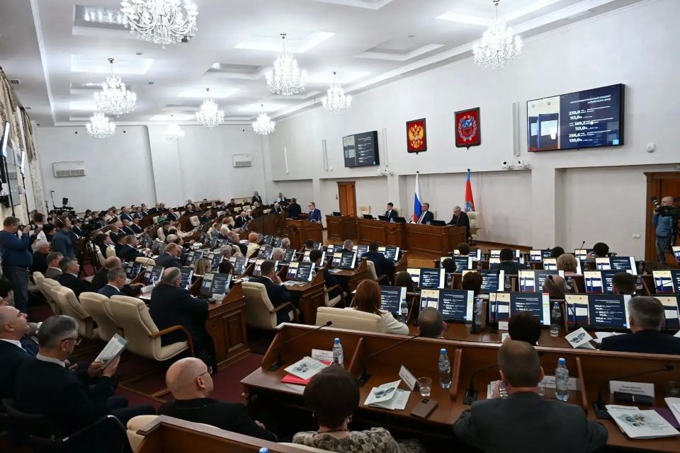 Внесены изменения в Кодекс Алтайского края о выборах, референдумах