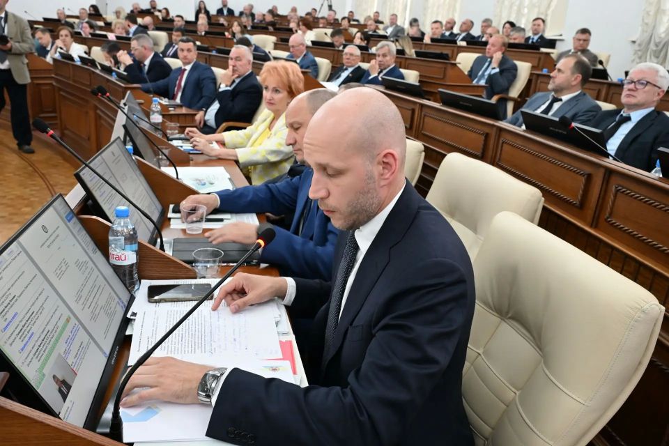 Алтайский край достойно справляется с вызовами времени Алтайский край достойно справляется с вызовами времени