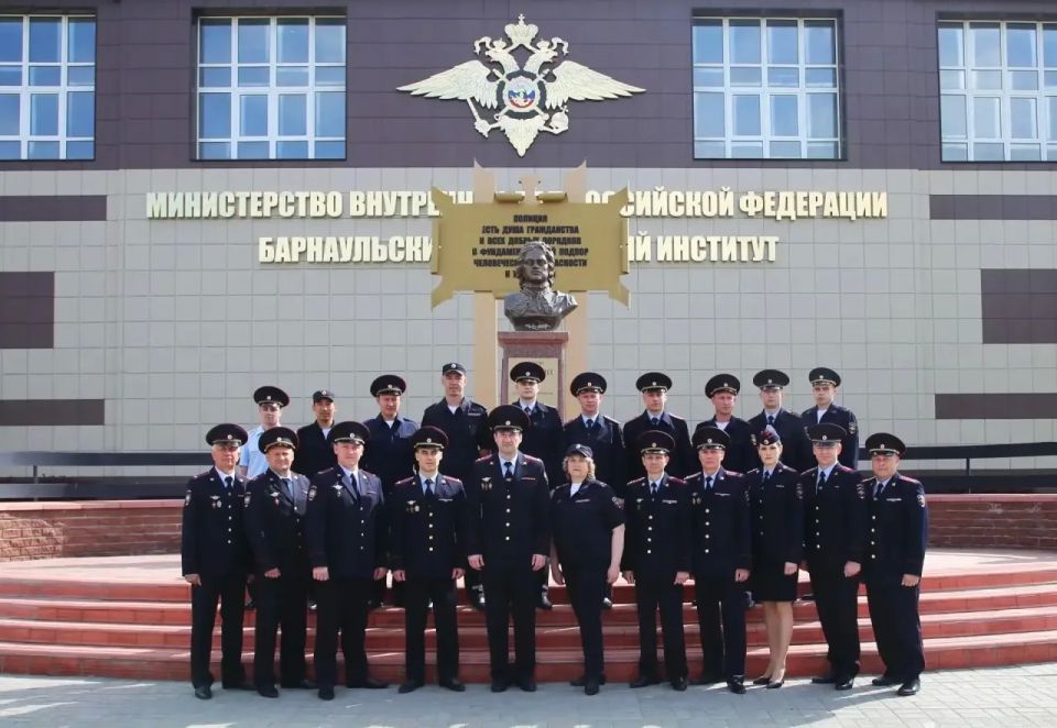 В БЮИ МВД России стартовал конкурс на звание «Лучший по профессии» среди участковых уполномоченных полиции Сибирского федерального округа