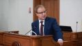 В эти минуты губернатор края Виктор Томенко выступает с традиционным отчетом о работе краевого правительства за 2025 год