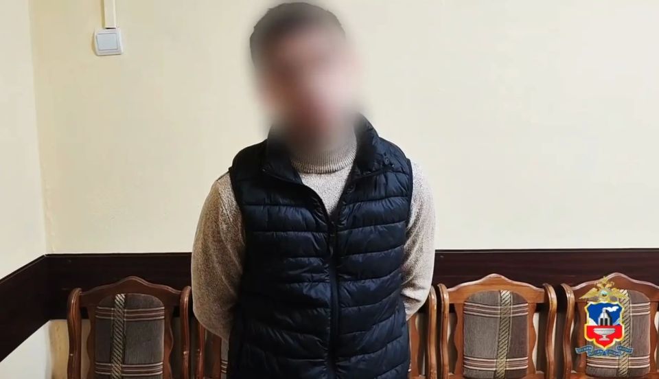 Избившего посетительницу бара мужчину задержали в Барнауле Избившего посетительницу бара мужчину задержали в Барнауле