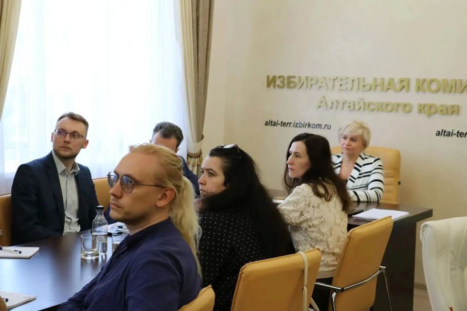 Политические партии готовятся к избирательной кампании: сегодня в ЦИК России прошло совещание по вопросам участия партий в выборах депутатов Государственной Думы Политические партии готовятся к избирательной кампании: сегодня в ЦИК России прошло совещание по вопросам участия партий в выборах депутатов Государственной Думы
