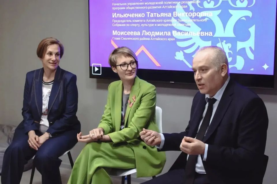 В Смоленском районе открыли молодежный центр «Юность» В Смоленском районе открыли молодежный центр «Юность»