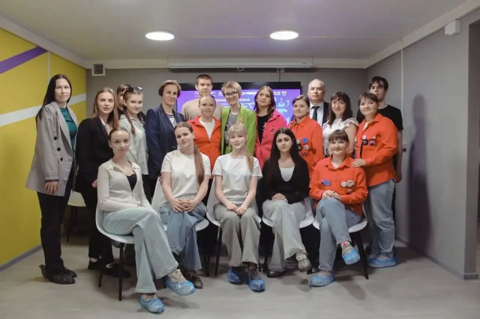В Смоленском районе открыли молодежный центр «Юность» В Смоленском районе открыли молодежный центр «Юность»
