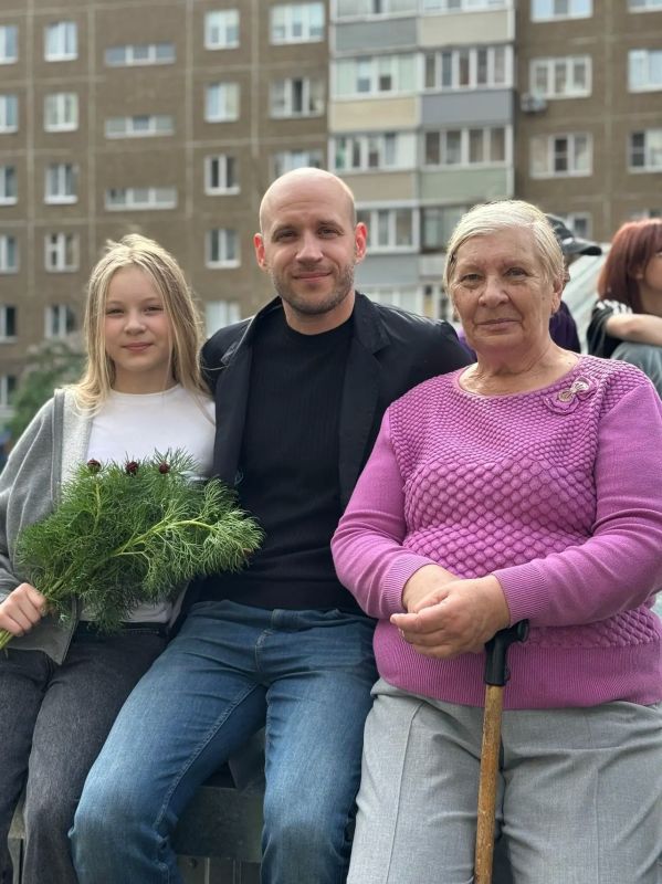 Александр Локтев совместно с жительницей Барнаула организовал детский праздник в Индустриальном районе Александр Локтев совместно с жительницей Барнаула организовал детский праздник в Индустриальном районе