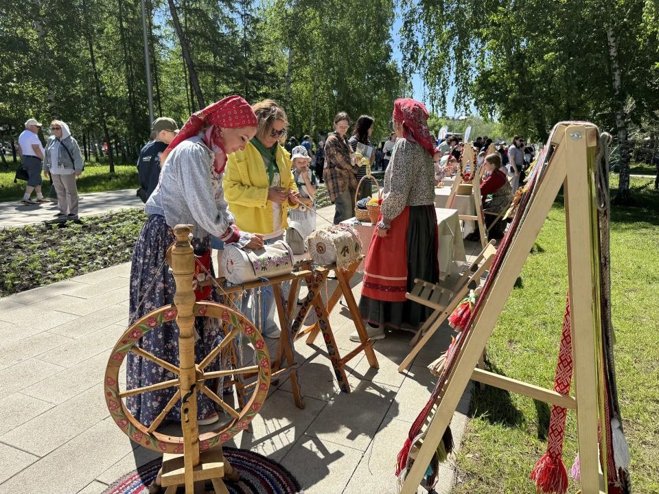 День защиты детей начали отмечать в барнаульском парке «Центральный» День защиты детей начали отмечать в барнаульском парке «Центральный»